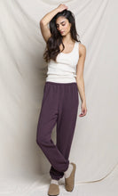 Load image into Gallery viewer, Stevie Sweatpant | perfectwhitetee
